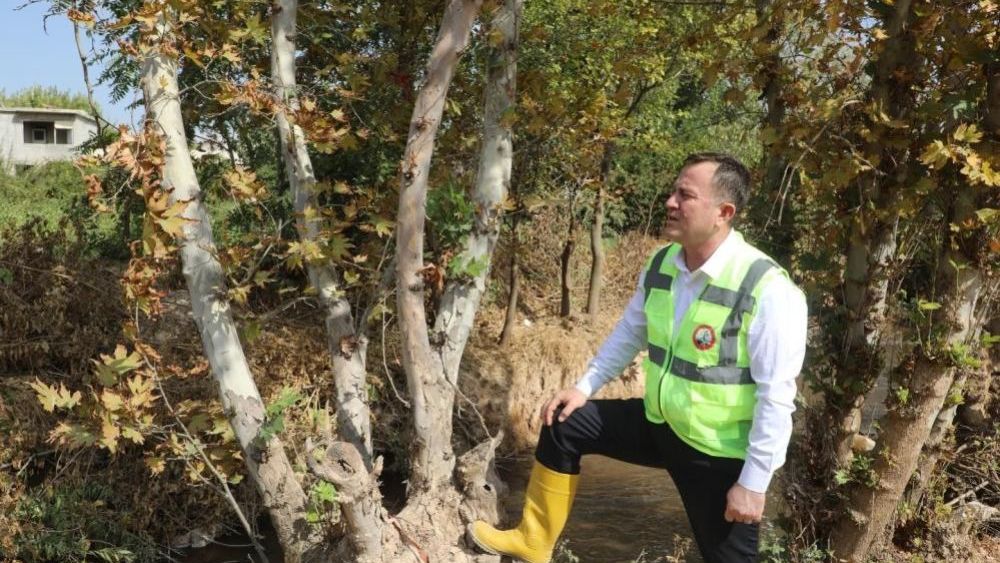 Doğan, çizmeleri giyip sahaya indi